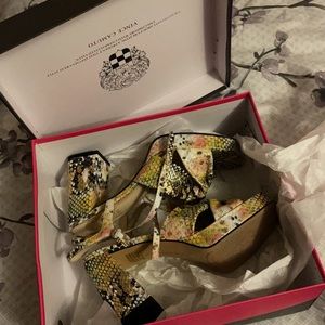 Vince Camuto heels